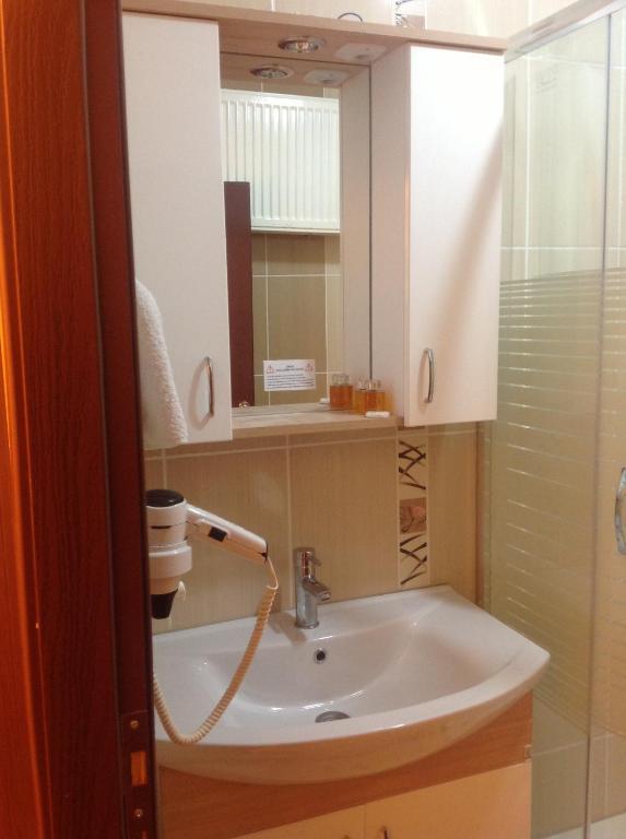 Charly'S Pension Egirdir Room photo