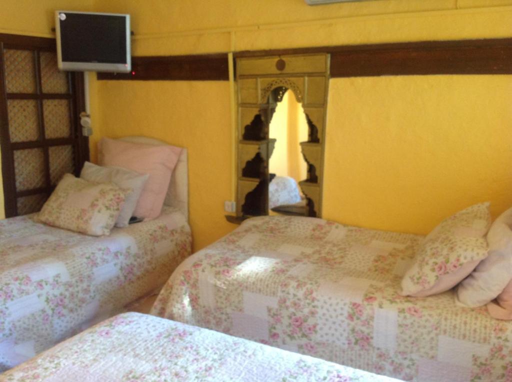 Charly'S Pension Egirdir Room photo